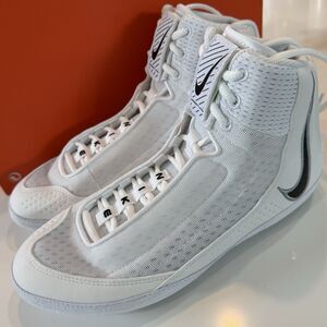 Nike Inflict 4 'White Black' HM9674-100 Men's Size 9 Wrestling Shoes NEW